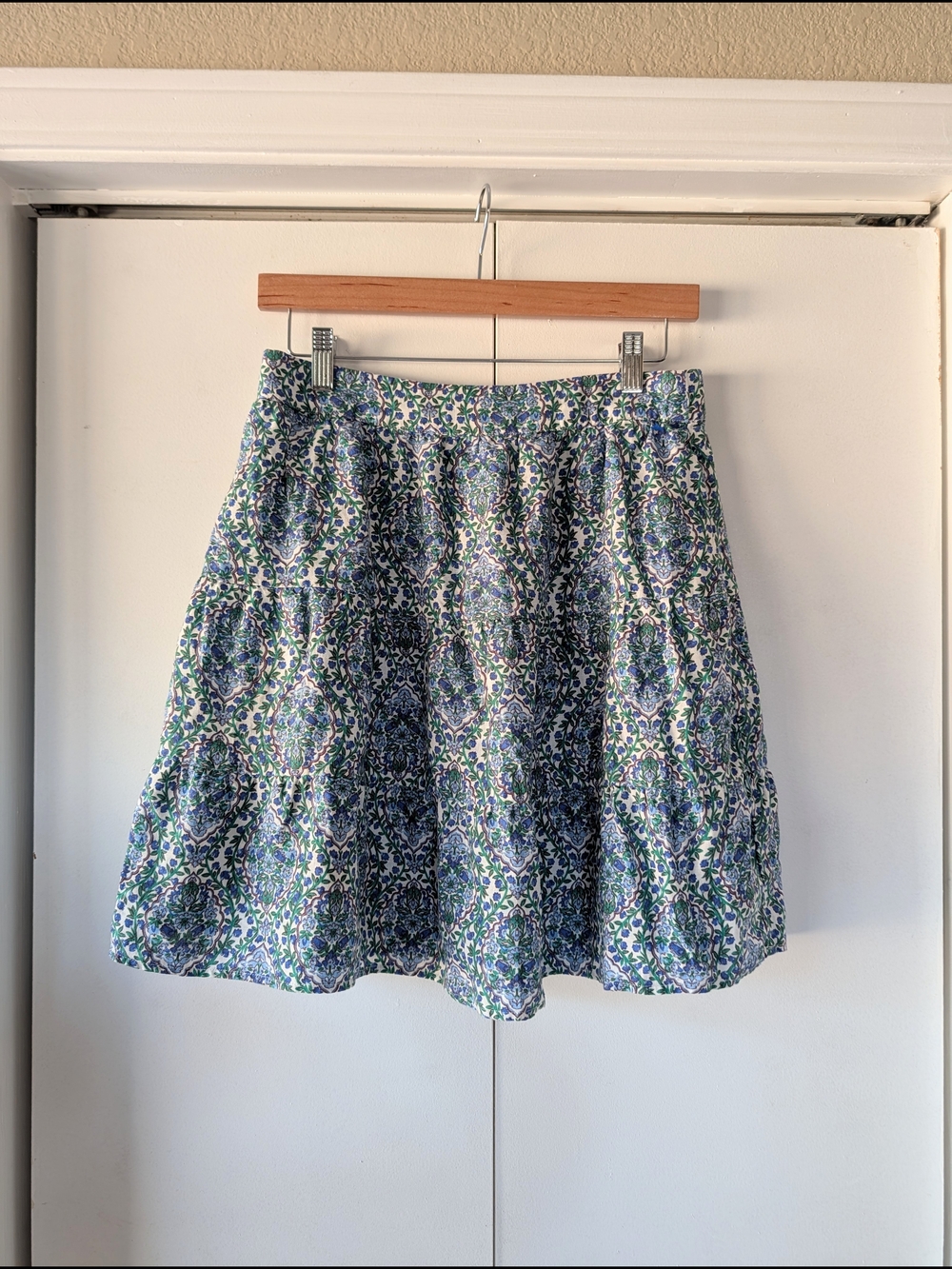 Boden Blue and Green Floral Tiered Mini Skirt